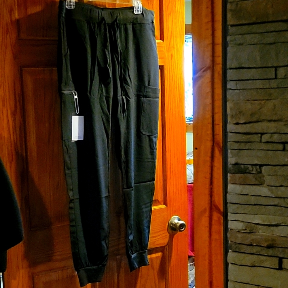 Jogger scrub pants